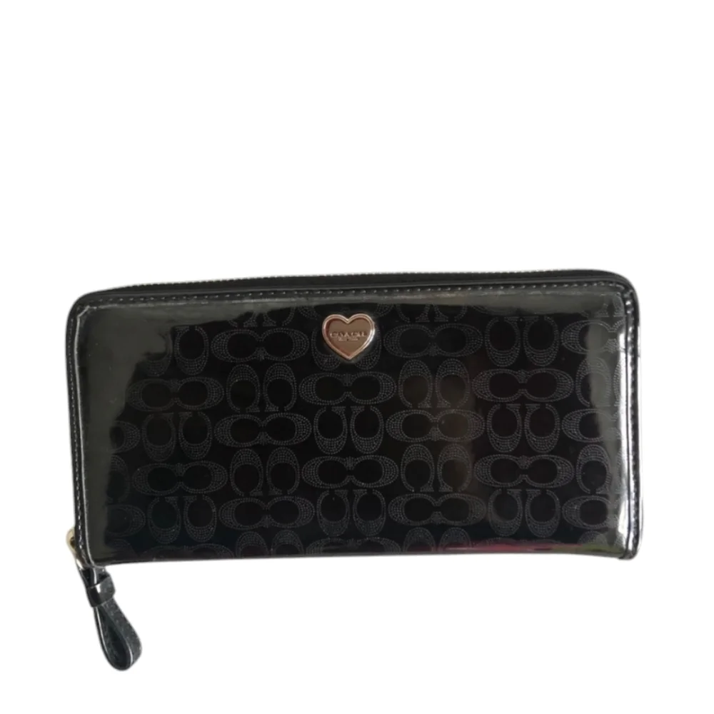 Coach Embossed Liquid Gloss Long Wallet EUC
